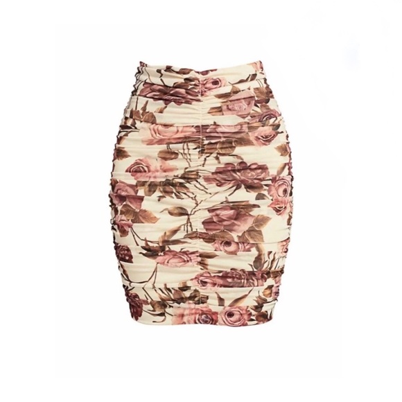 L'agence Mini Skirt Size XS Ruched, Veronica Shirred Floral Rose - Picture 1 of 4